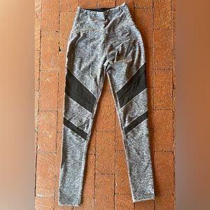 Beyond Yoga high waist leggings, Size XS